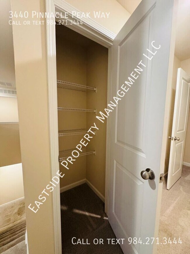 Building Photo - 3440 Pinnacle Peak Dr