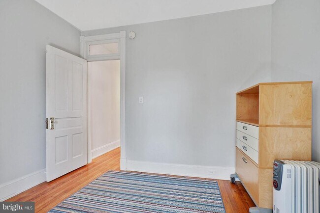 Building Photo - 426 Shepherd St NW