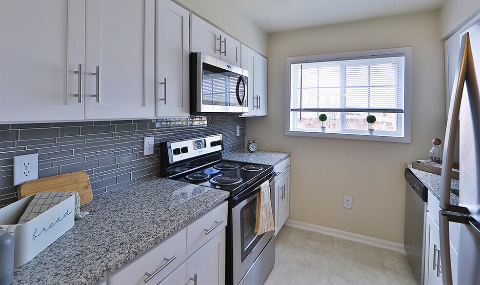 Elmwood Terrace Apartments and Townhomes 95 Elmwood Ter Rochester NY