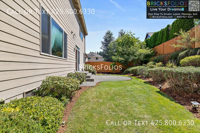 Building Photo - Redmond Ridge Luxury Living | East-Facing Murray Franklyn Gem