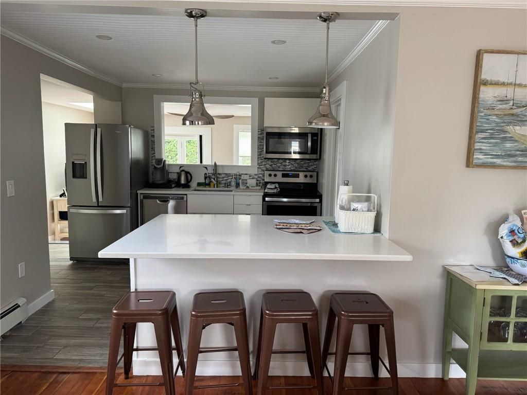 Building Photo - 53 Center Ave