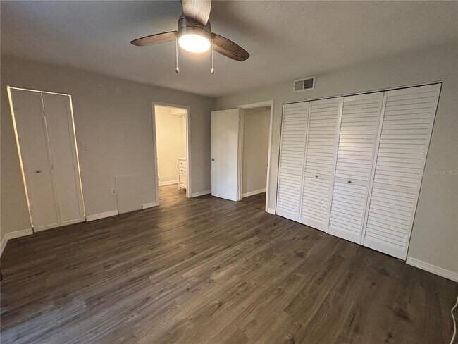 Building Photo - 4503 3rd St Cir W