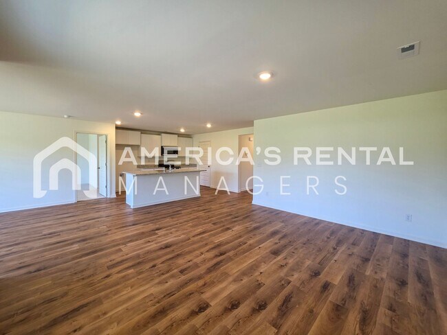 Building Photo - 609 Aberdeen Trce