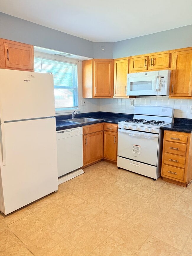 Building Photo - Charming 3 Bedroom Home in Florissant