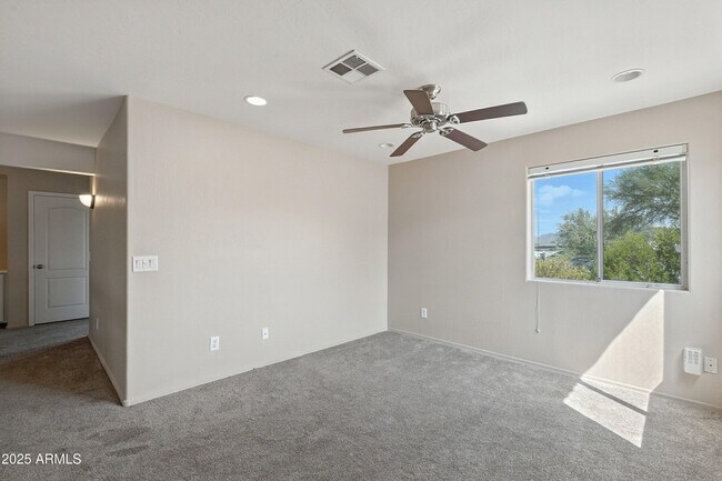 Building Photo - 4274 E Creosote Dr