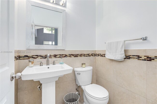 Building Photo - 14972 SW 50th Ct