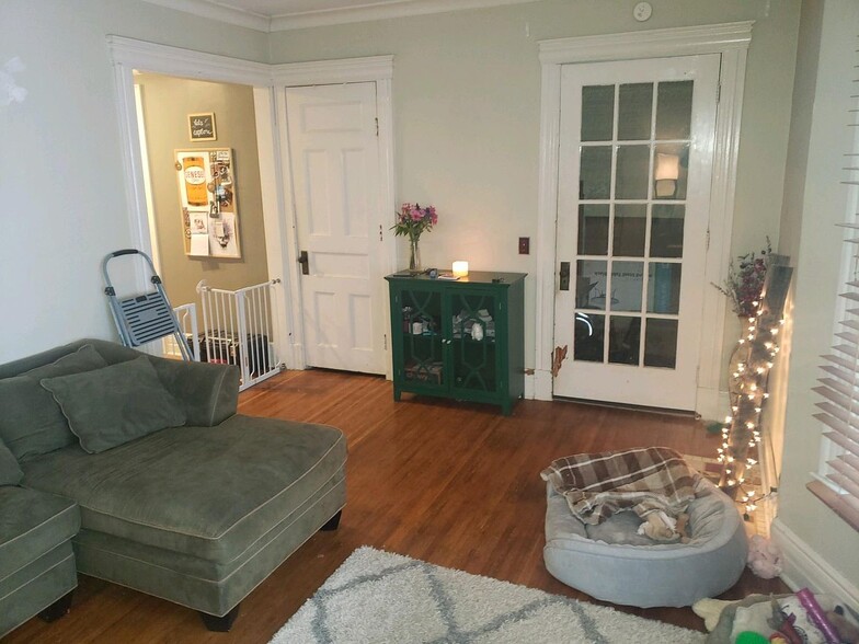 Living Room - 1210 Park Ave