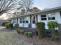 Building Photo - 408 Lynette Dr