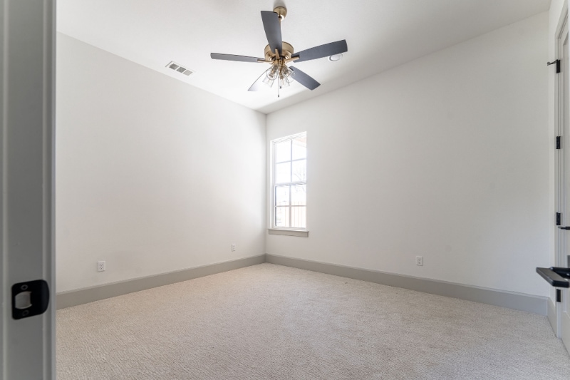 Building Photo - 317 Travis St