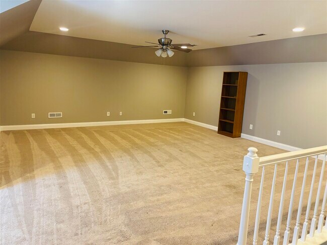 Building Photo - 2616 Danhaven Dr