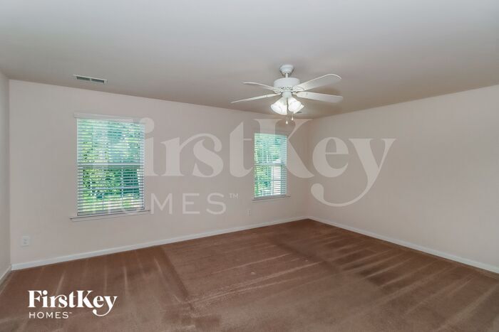 Building Photo - 193 Wrangell Dr