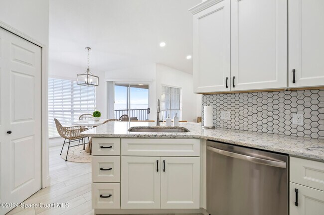 Building Photo - 7030 U.S. Rte 1