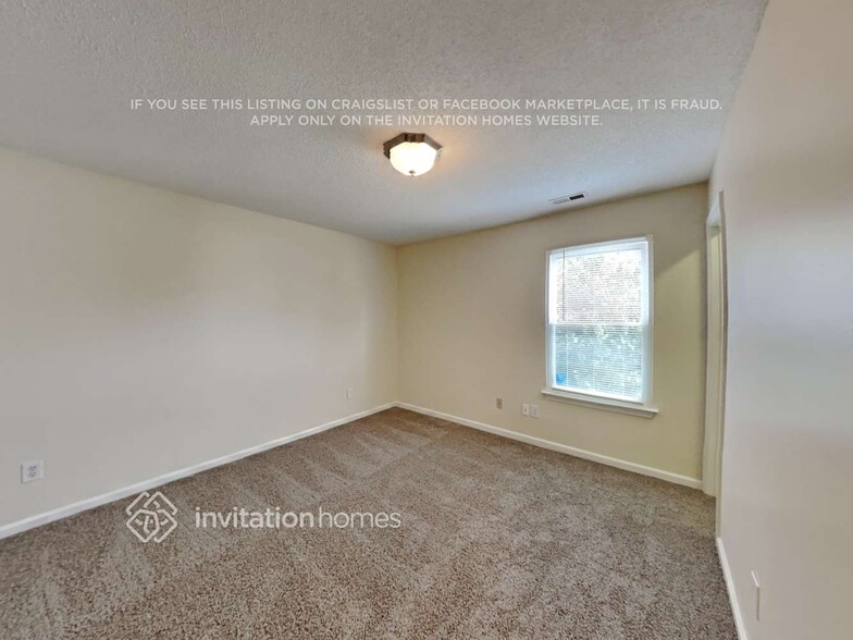 Building Photo - 7135 Badenoch Ct