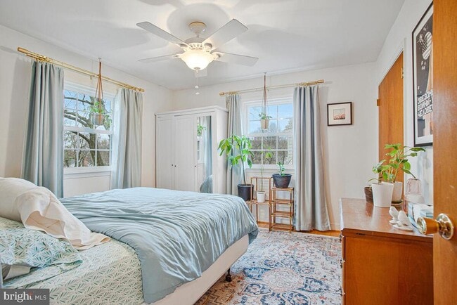 Building Photo - 15805 Wayne Ave