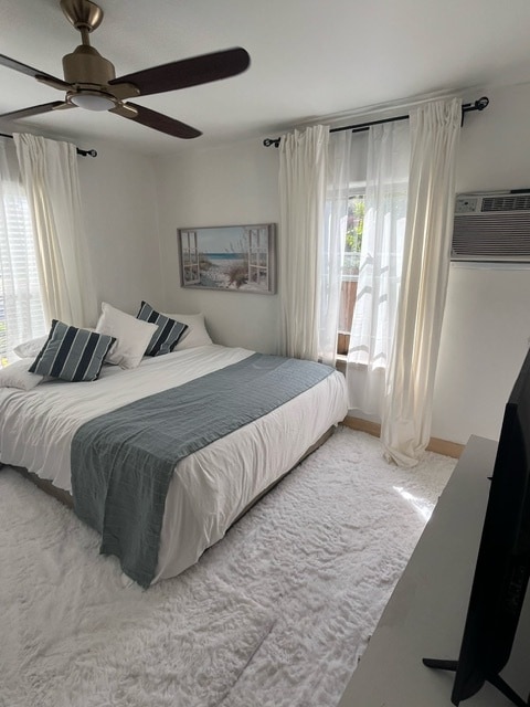 Building Photo - 4354 Coolidge Ave