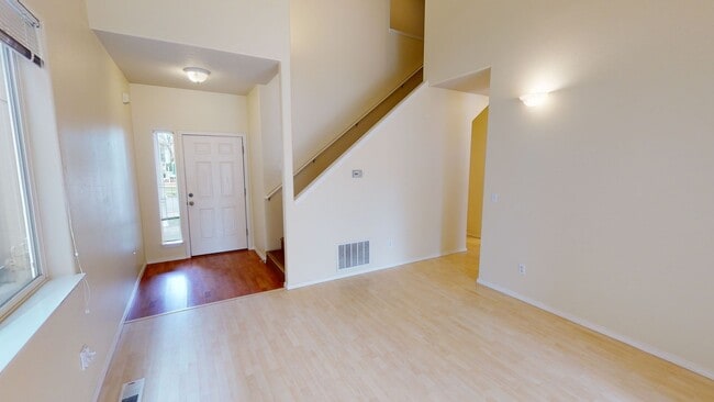 Building Photo - Beaverton - Two En-Suites! LVT Plank Flooring, No Carpet