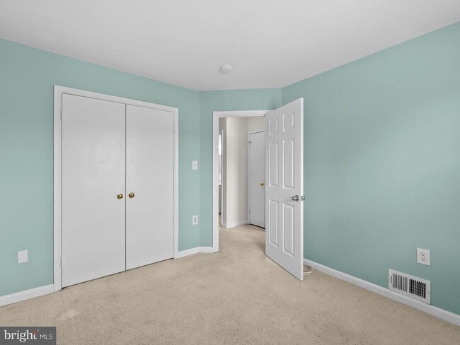 Building Photo - 2178 Mager Dr