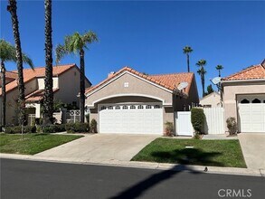Building Photo - 40363 Vía Estrada