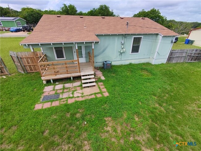 Building Photo - 3076 Carroll Dr
