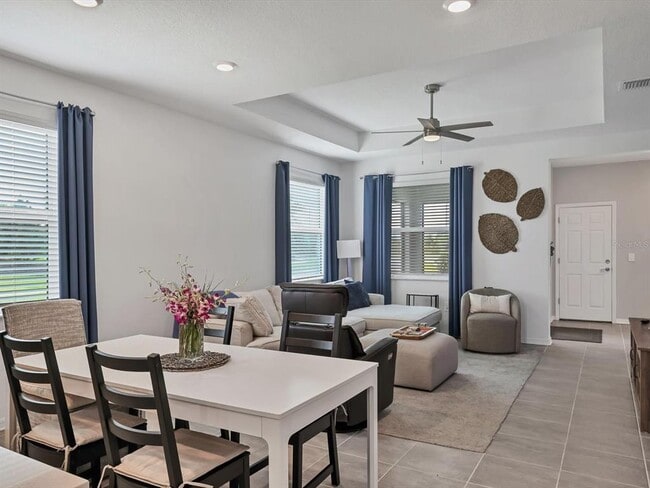 Building Photo - 7724 Saloon Ln