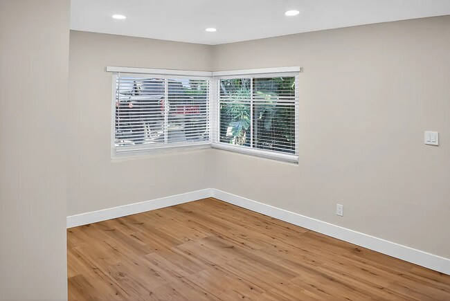 Building Photo - 3739 Jewell St