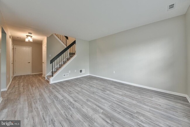 Building Photo - 35 Nutmeg Pl