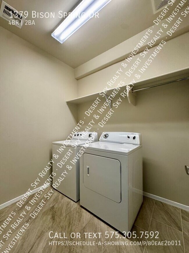 Building Photo - 1379 Bison Spring Dr