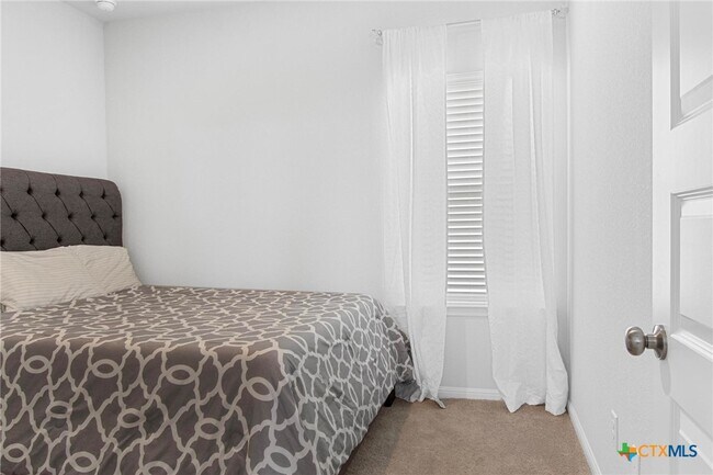 Building Photo - 149 Cutleaf
