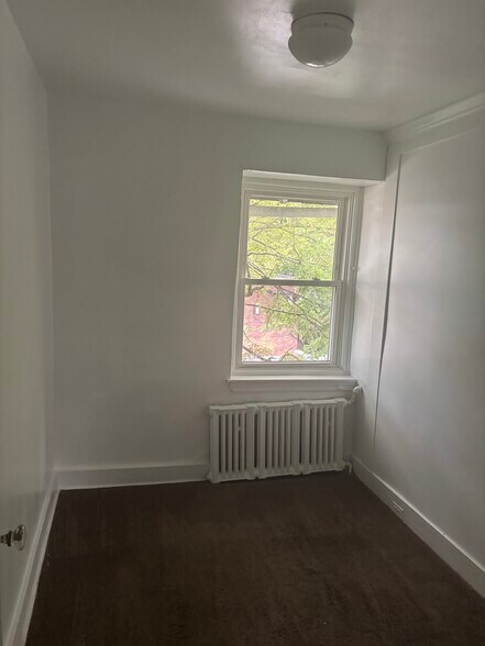 Building Photo - 26 E Gorgas Ln