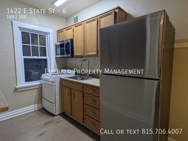 Building Photo - 1422 E State St