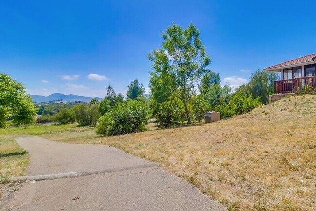 Building Photo - 3289 Altoro Ln