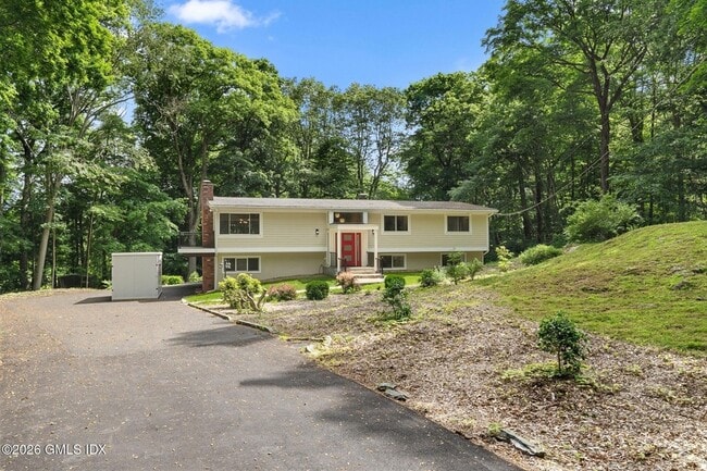 Building Photo - 17 Nutmeg Dr