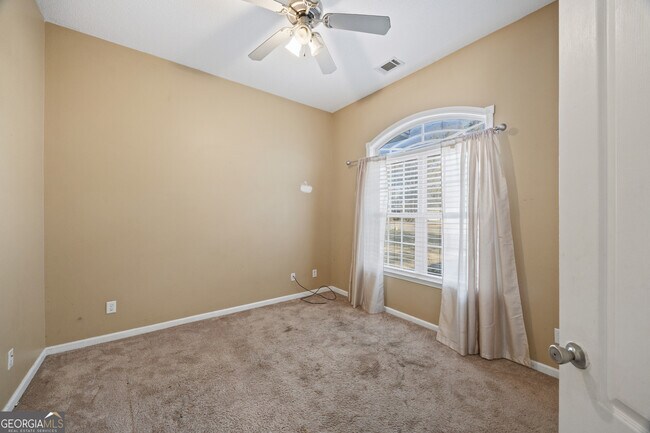 Building Photo - 307 Purple Plum Dr