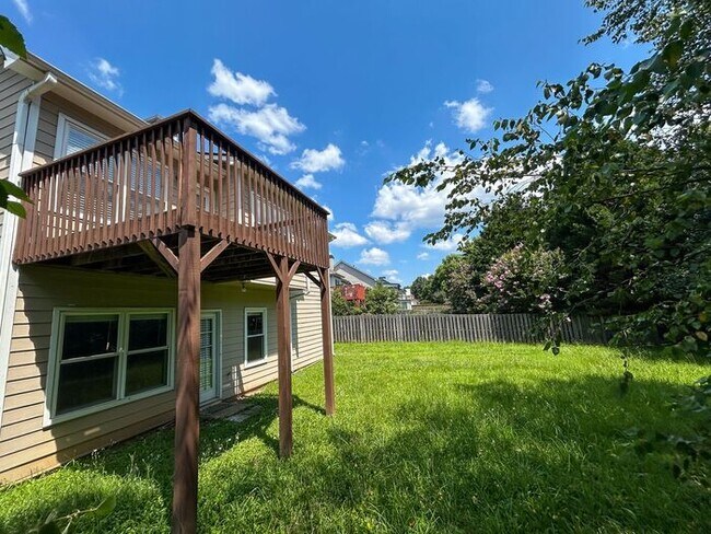 Building Photo - 1210 Cumberland Creek Pl SW