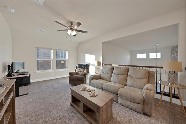 Building Photo - 11021 Canyon Mine Dr