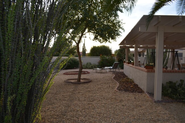 Building Photo - Furnished Rental, 55+, Move In Today!