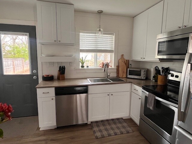 Building Photo - 1915 Paul Dr