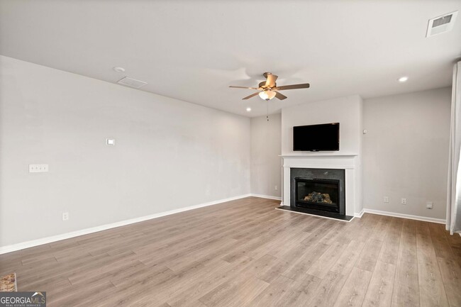 Building Photo - 160 Northridge Dr