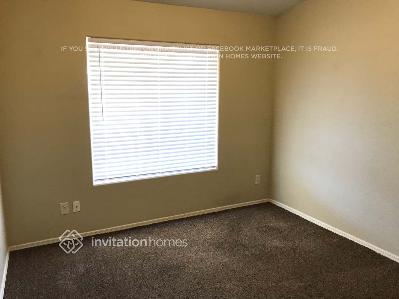 Building Photo - 2110 W Roundup St