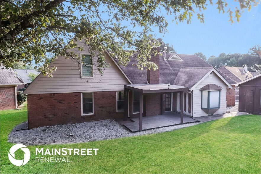 Building Photo - 2107 Chingford Cove