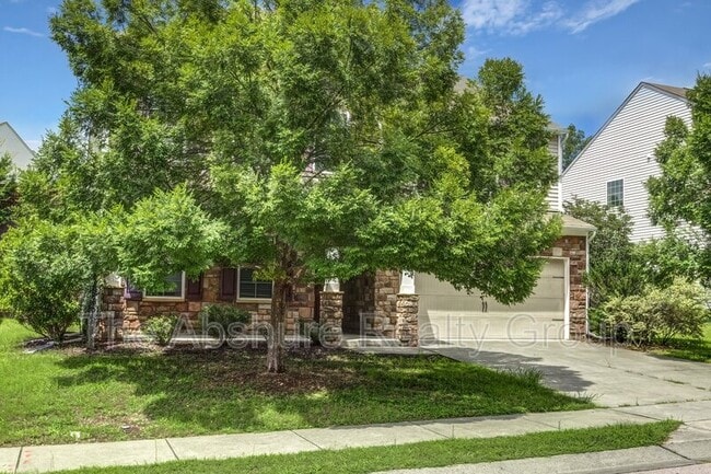 Building Photo - 3817 Althorp Drive