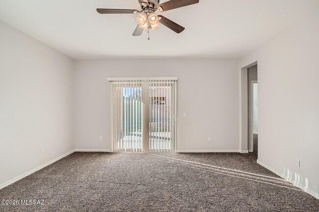 Building Photo - 8253 W Razorbill Dr