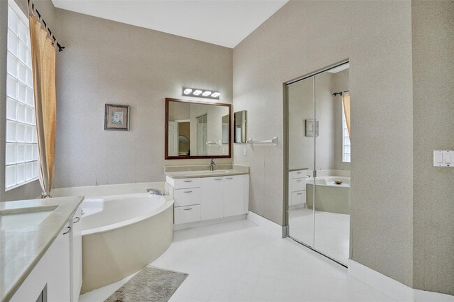 Building Photo - 1581 NW 159th Ave