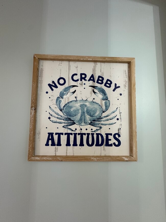 Building Photo - Pelican Watch