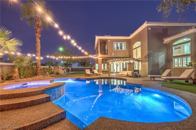 Building Photo - 7520 Captains Harbor Dr