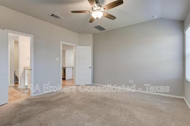 Building Photo - 6039 Akin Quay