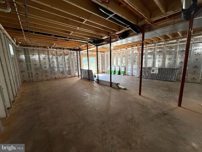 Building Photo - 9102 New Cut Rd