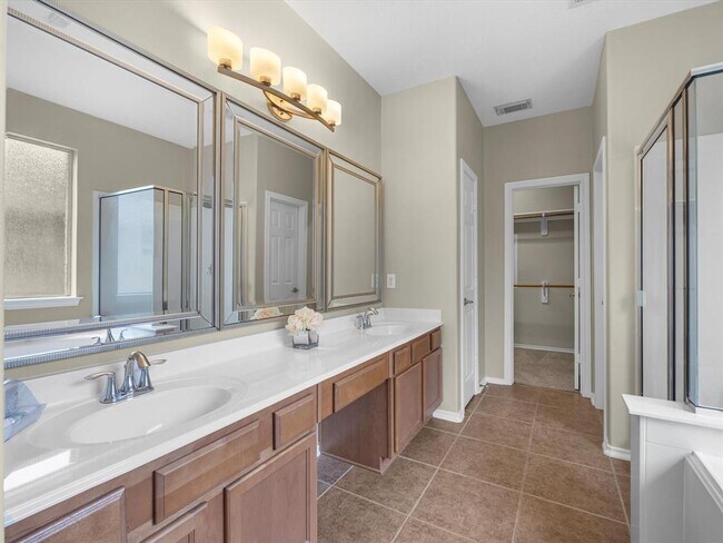 Building Photo - 17510 Durham Ridge Ln