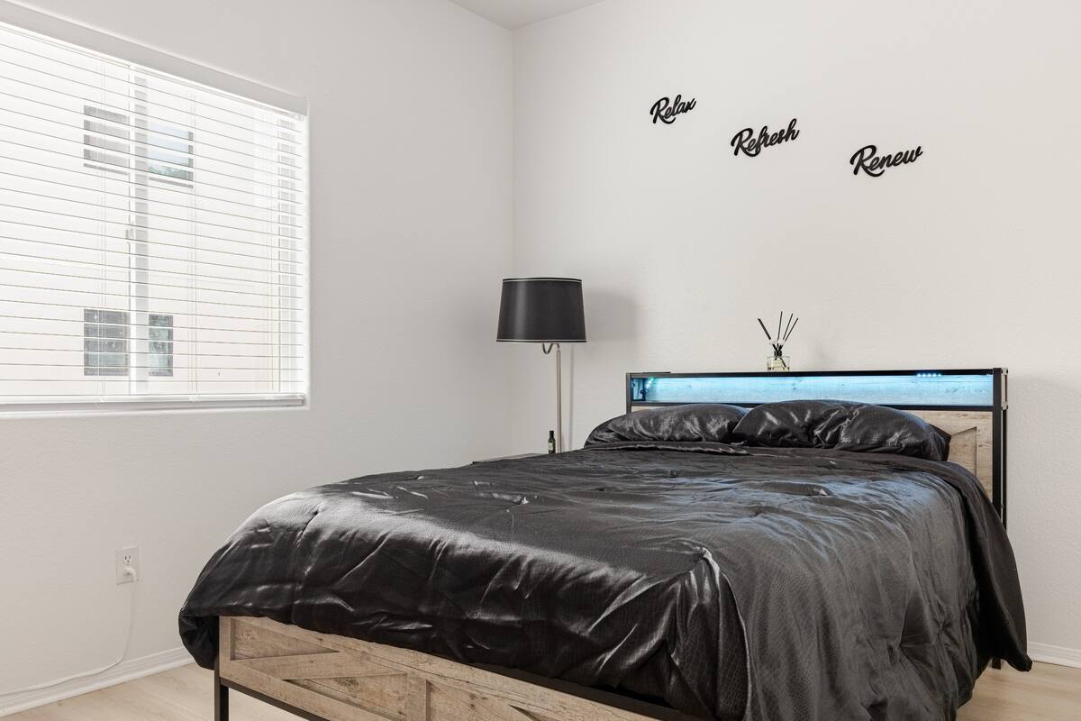 Building Photo - 4218 Dalton Ave