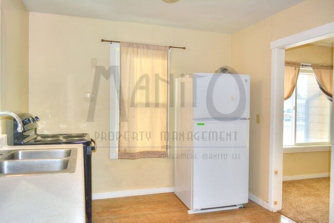 Building Photo - Charming Home In Airway Heights